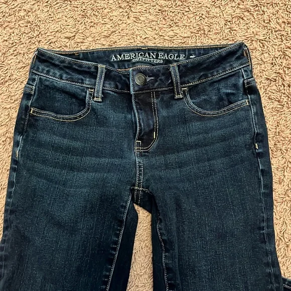 American Eagle dark wash jegging - Picture 2 of 2